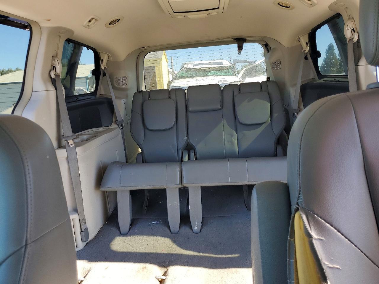 2011 Volkswagen Routan Se Blue vin: 2V4RW3DGXBR717180