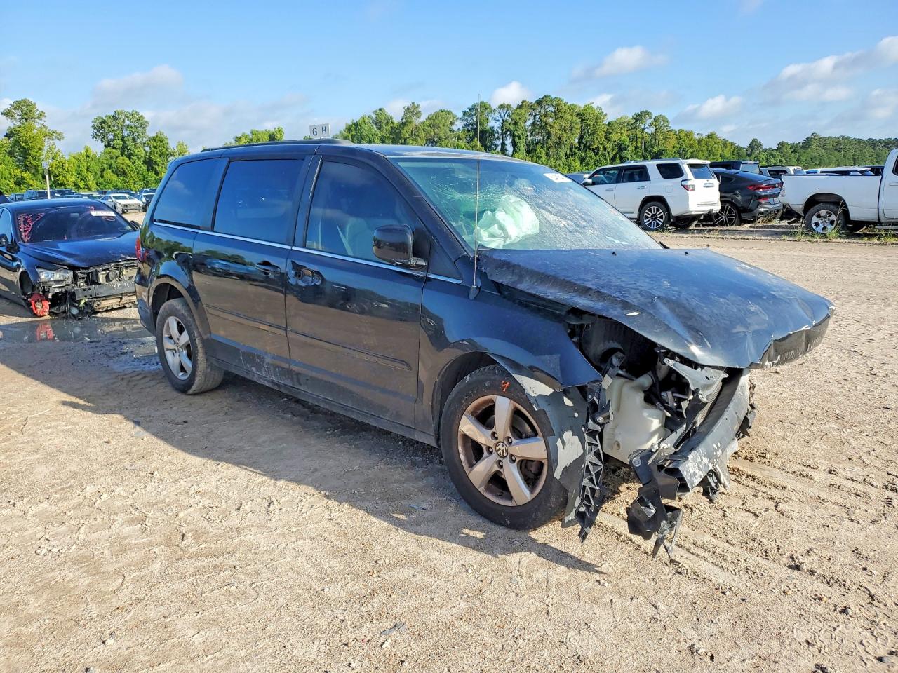 2011 Volkswagen Routan Se Black vin: 2V4RW3DGXBR803038