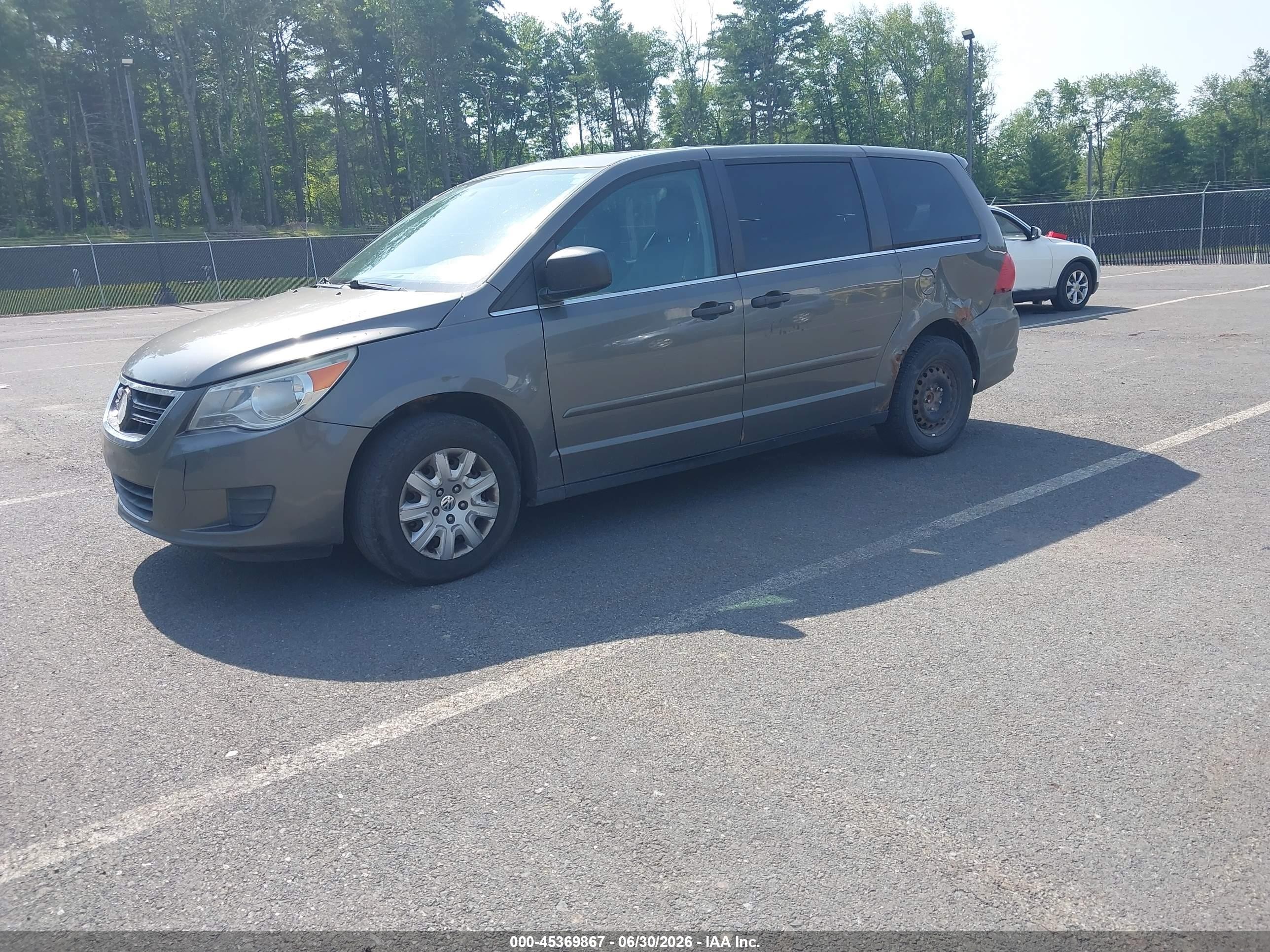 2010 Volkswagen Routan S Серый vin: 2V4RW4D16AR424568