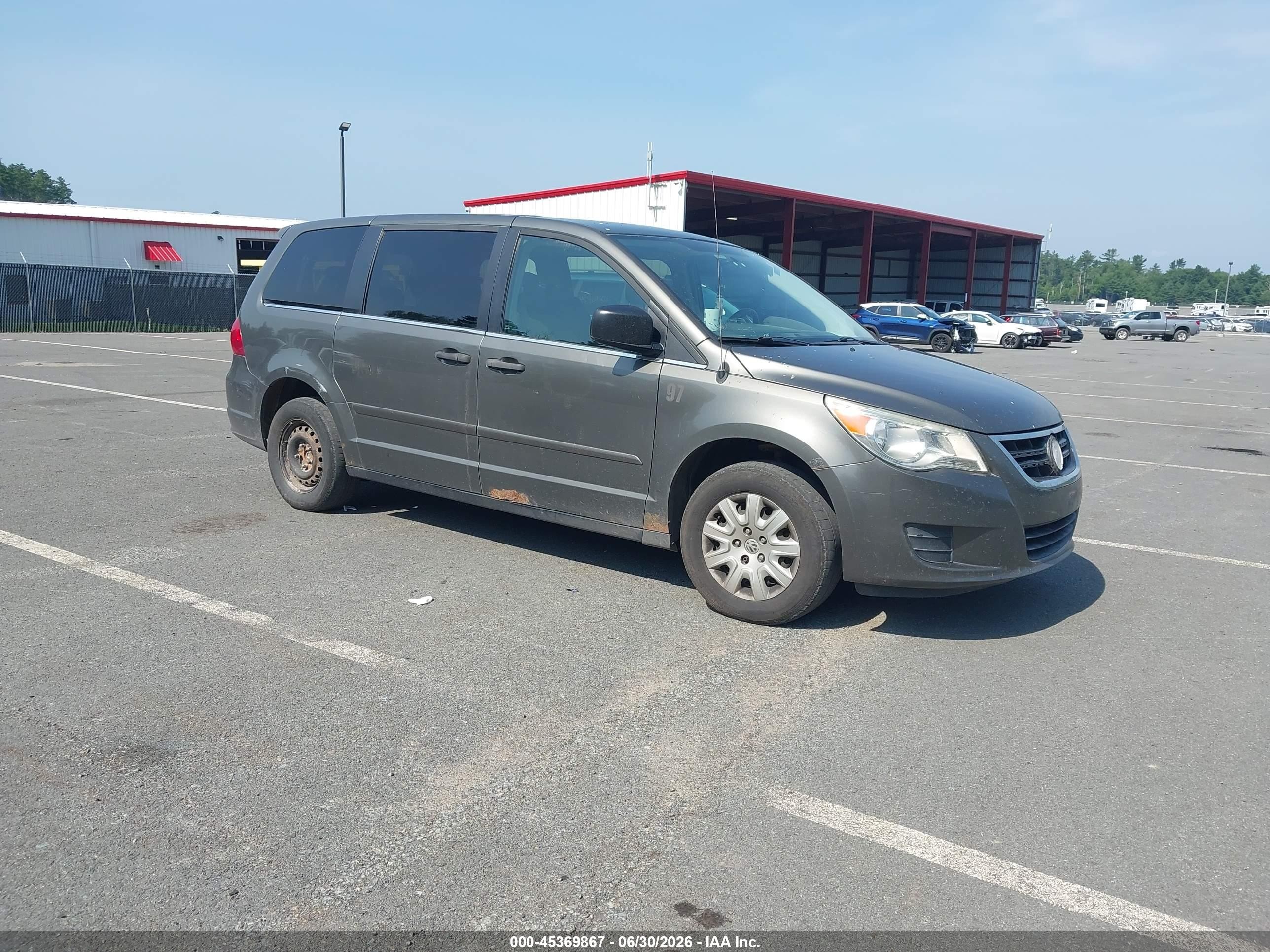2010 Volkswagen Routan S Gray vin: 2V4RW4D16AR424568