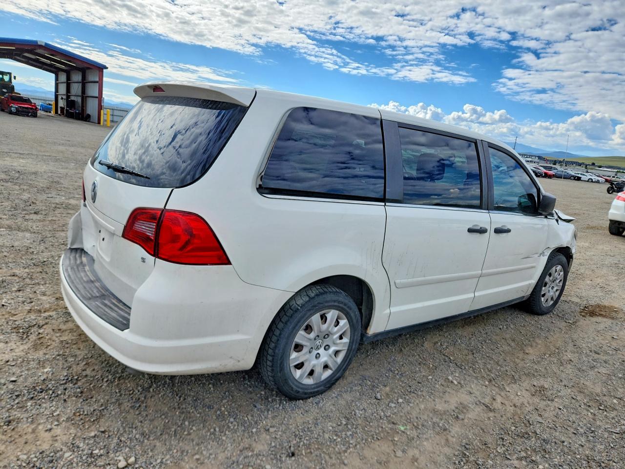 2011 Volkswagen Routan S White vin: 2V4RW4DG0BR804978
