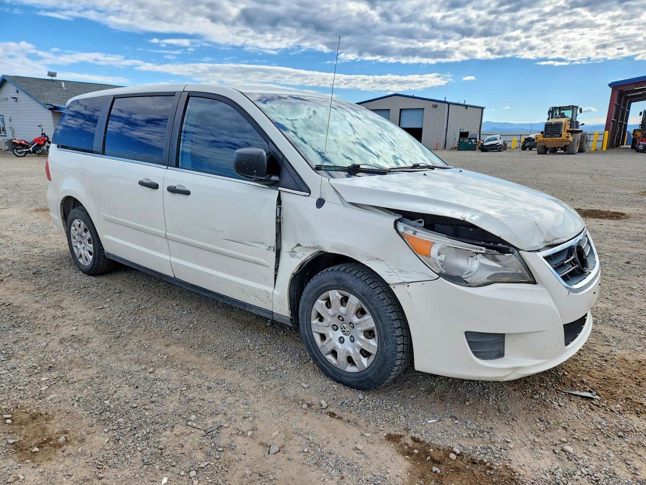 2011 Volkswagen Routan S White vin: 2V4RW4DG0BR804978
