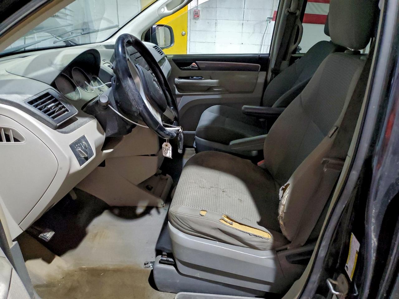 2011 Volkswagen Routan S Black vin: 2V4RW4DG7BR717711