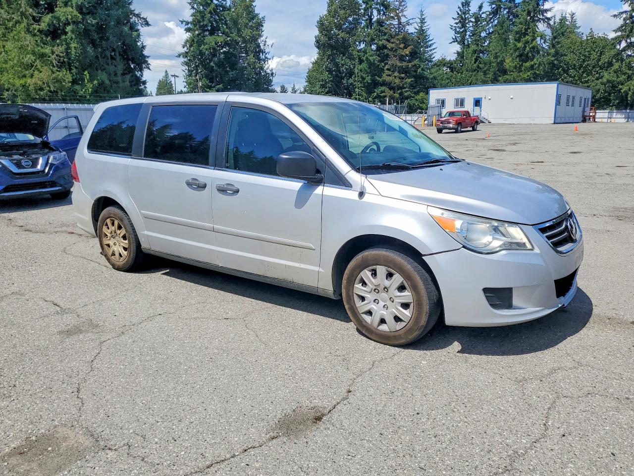 2011 Volkswagen Routan S Silver vin: 2V4RW4DG8BR714784