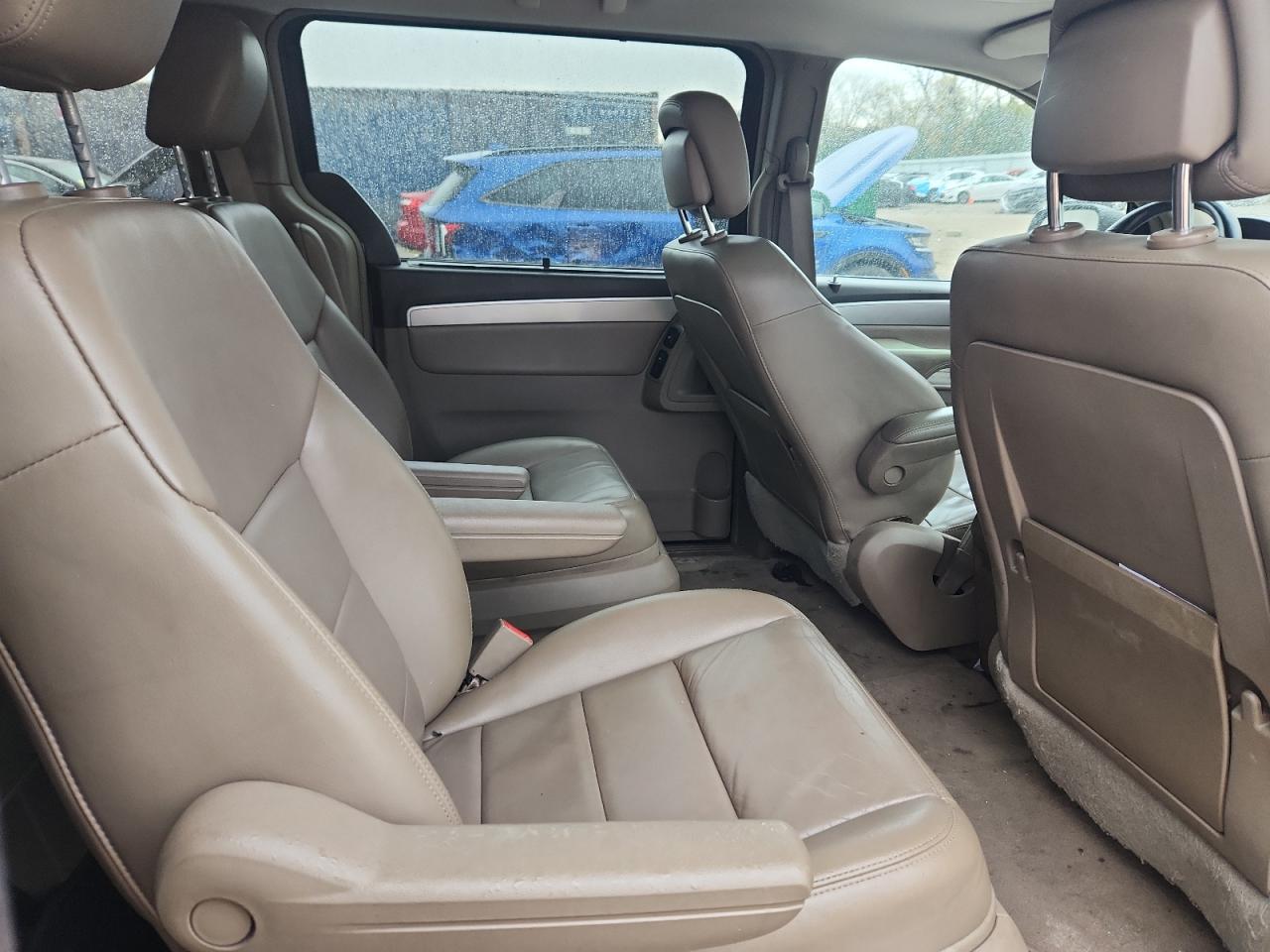 2011 Volkswagen Routan Sel Black vin: 2V4RW5DG5BR804996