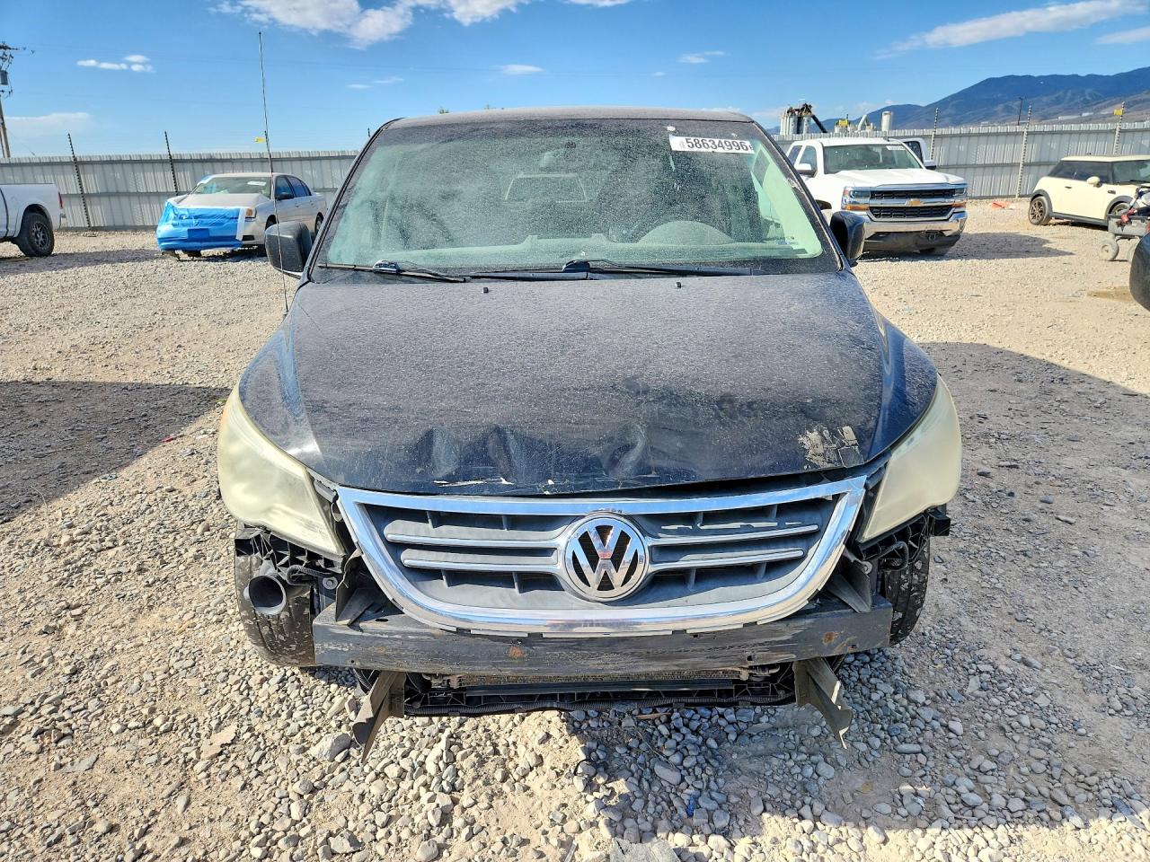 2010 Volkswagen Routan Sel Black vin: 2V4RW5DX2AR184395