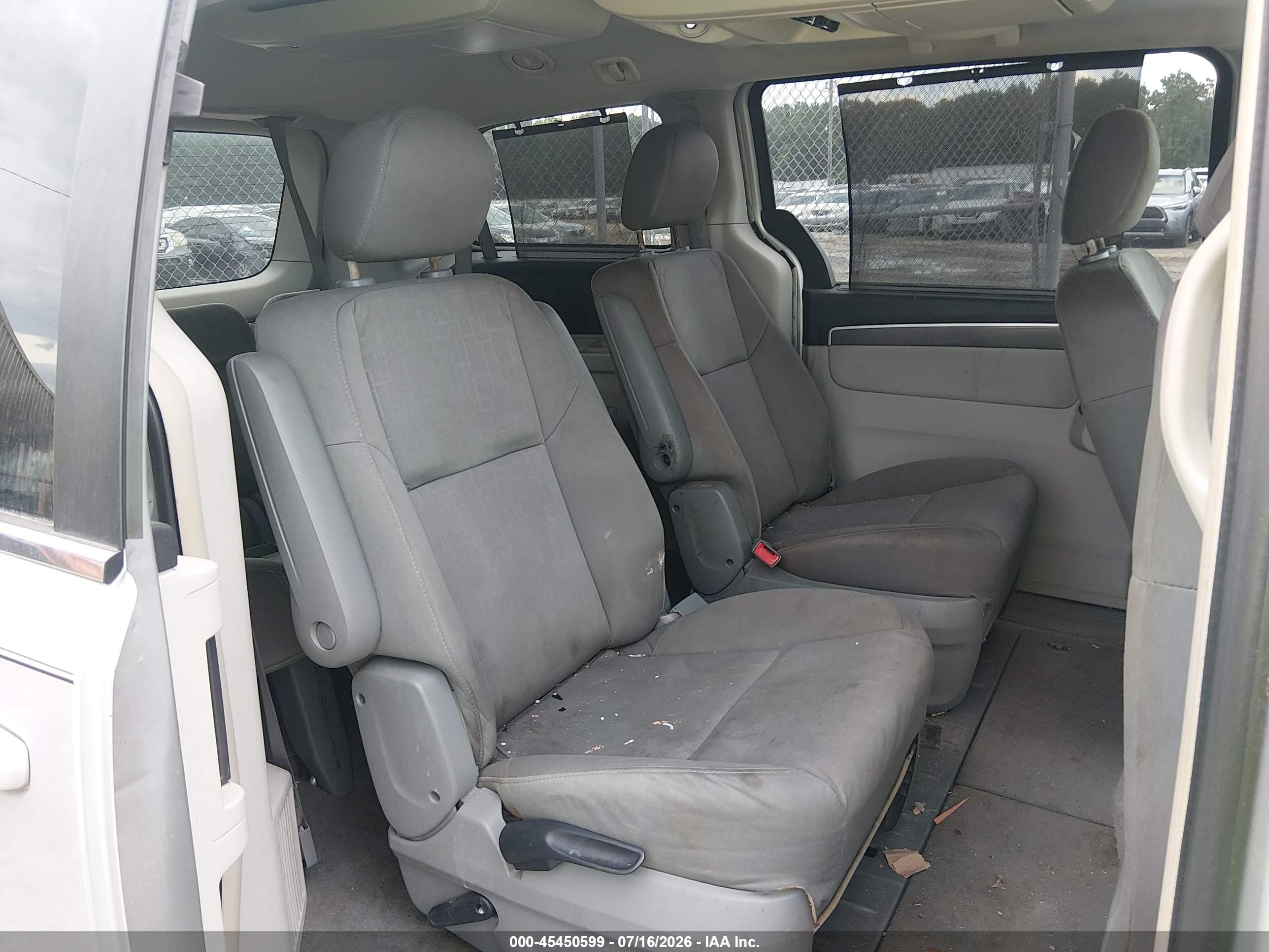 2009 Volkswagen Routan Se Silver vin: 2V8HW34109R582341