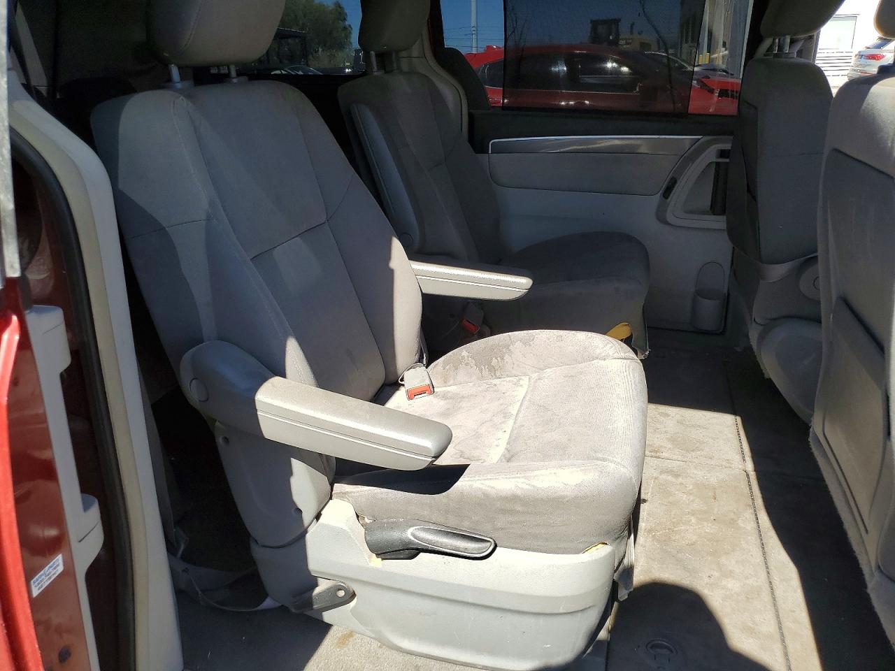 2009 Volkswagen Routan Se Red vin: 2V8HW34149R586506