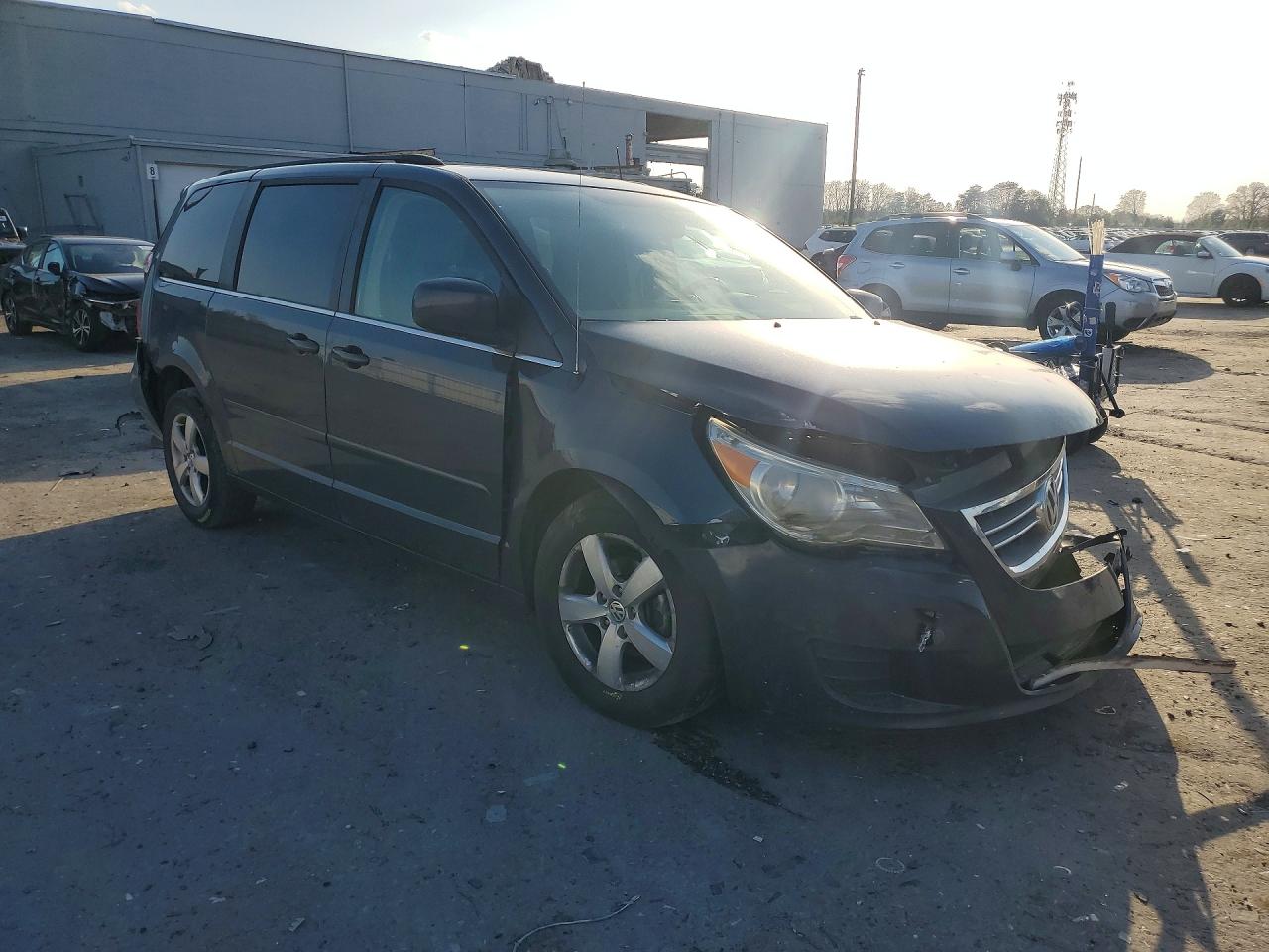 2009 Volkswagen Routan Se Синий vin: 2V8HW34169R546590