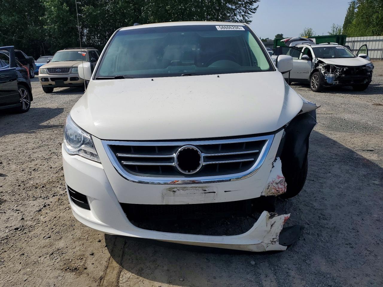 2009 Volkswagen Routan Se White vin: 2V8HW34189R558627