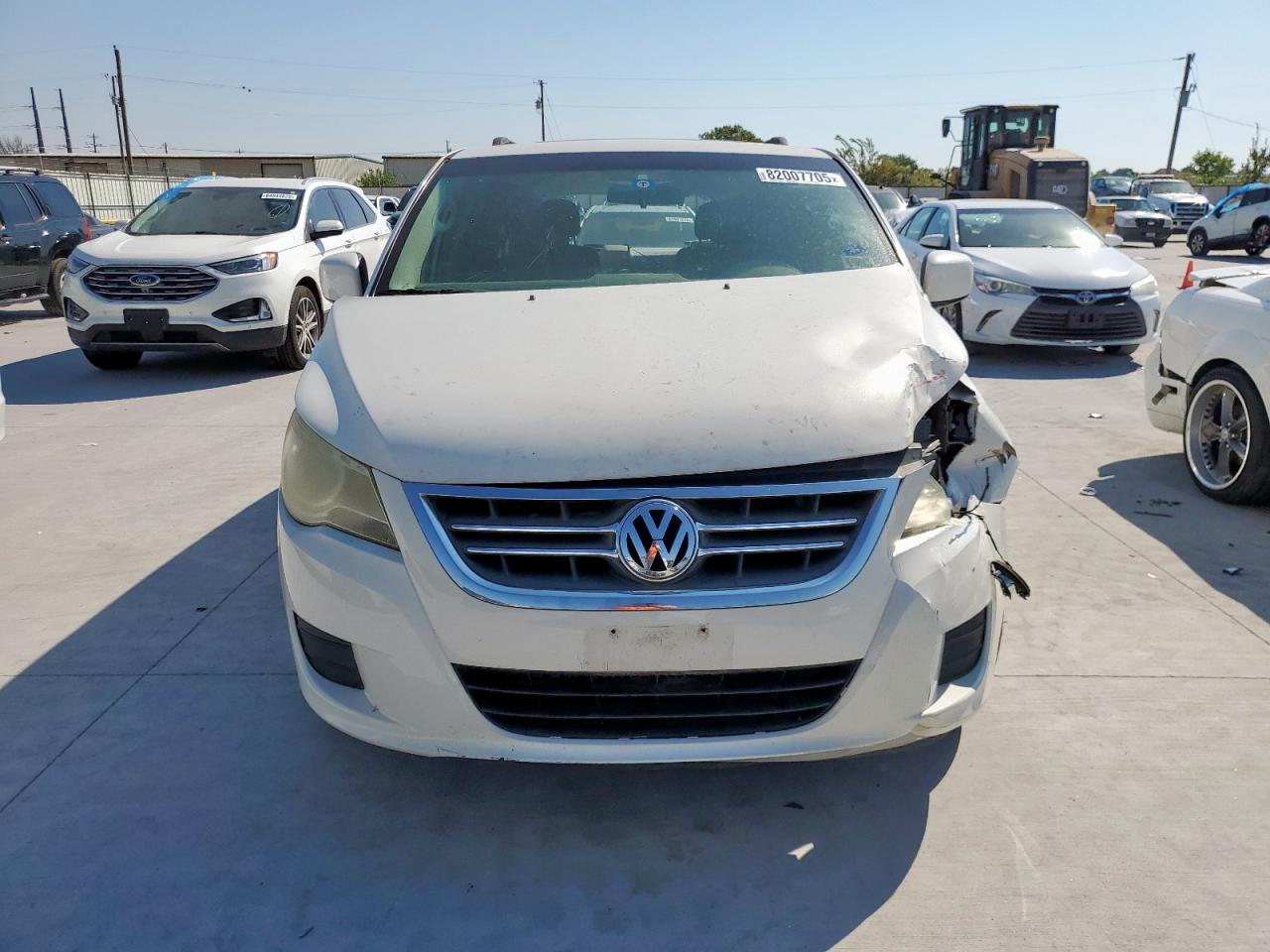 2009 Volkswagen Routan Se Белый vin: 2V8HW34189R586041