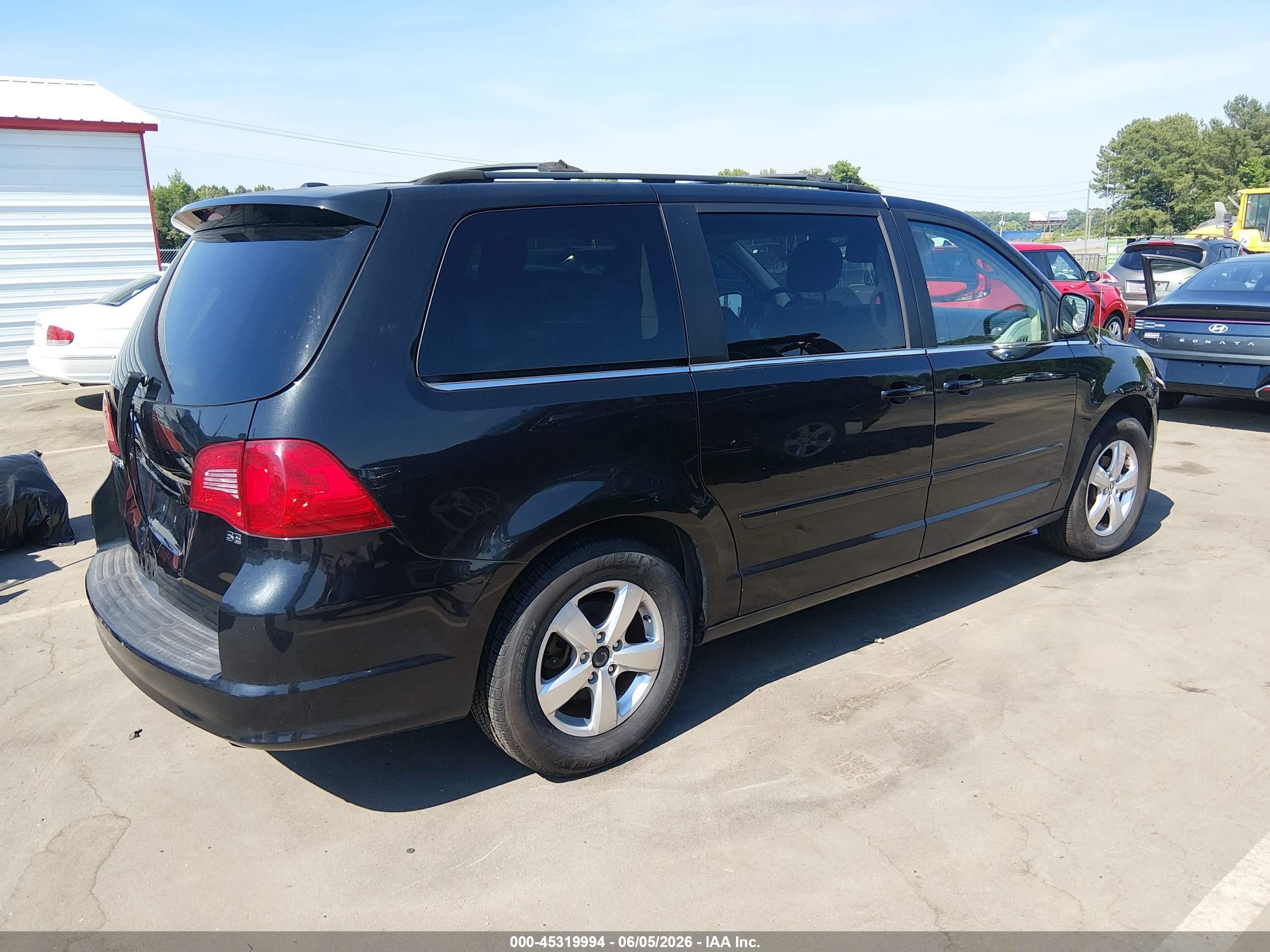 2009 Volkswagen Routan Se Black vin: 2V8HW34189R586489