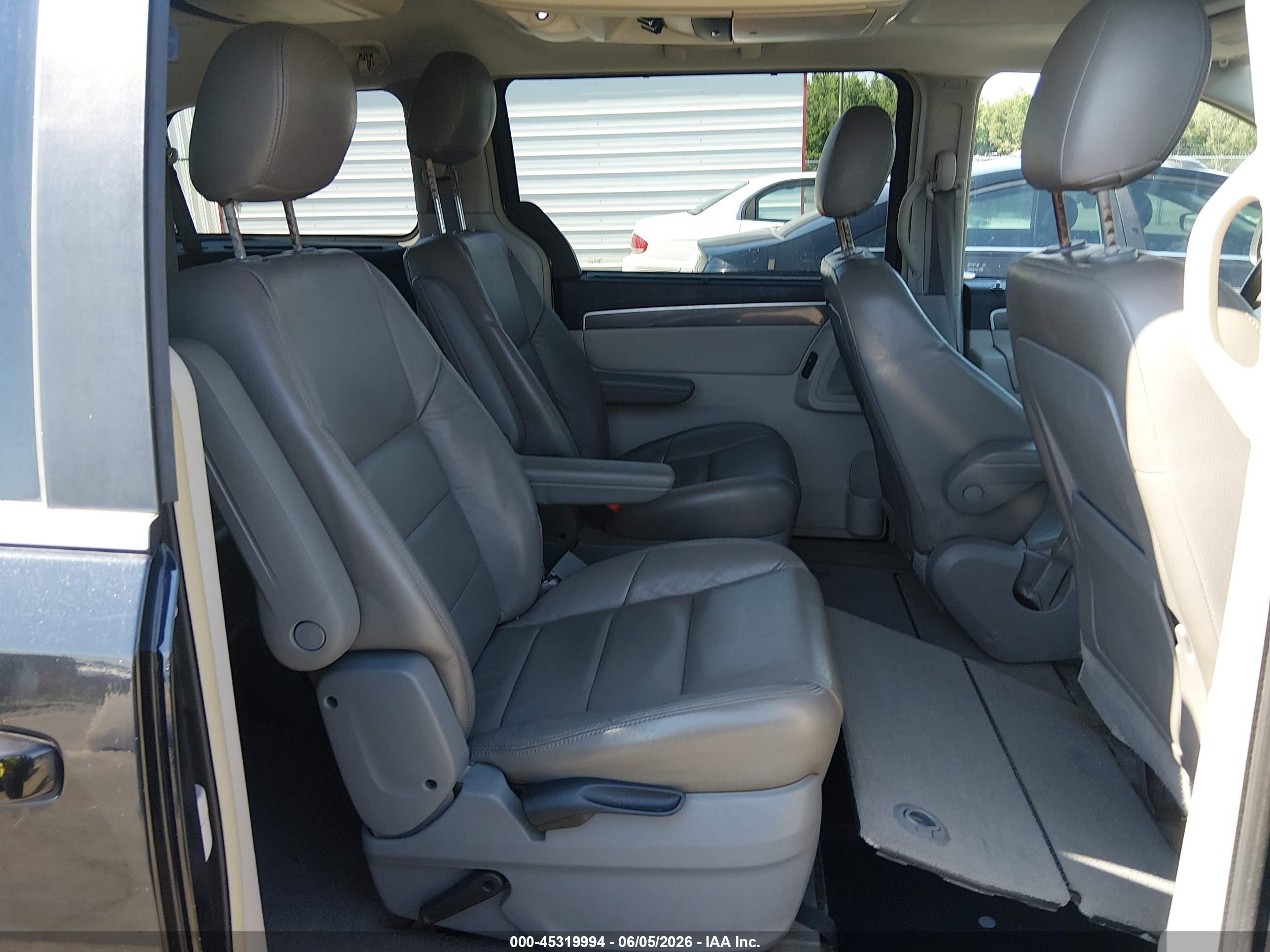 2009 Volkswagen Routan Se Black vin: 2V8HW34189R586489