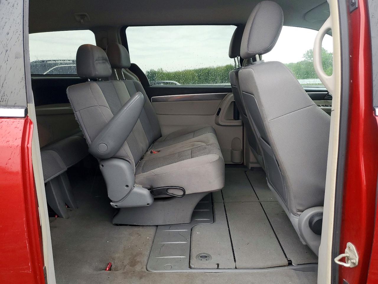2009 Volkswagen Routan S Red vin: 2V8HW44109R549670