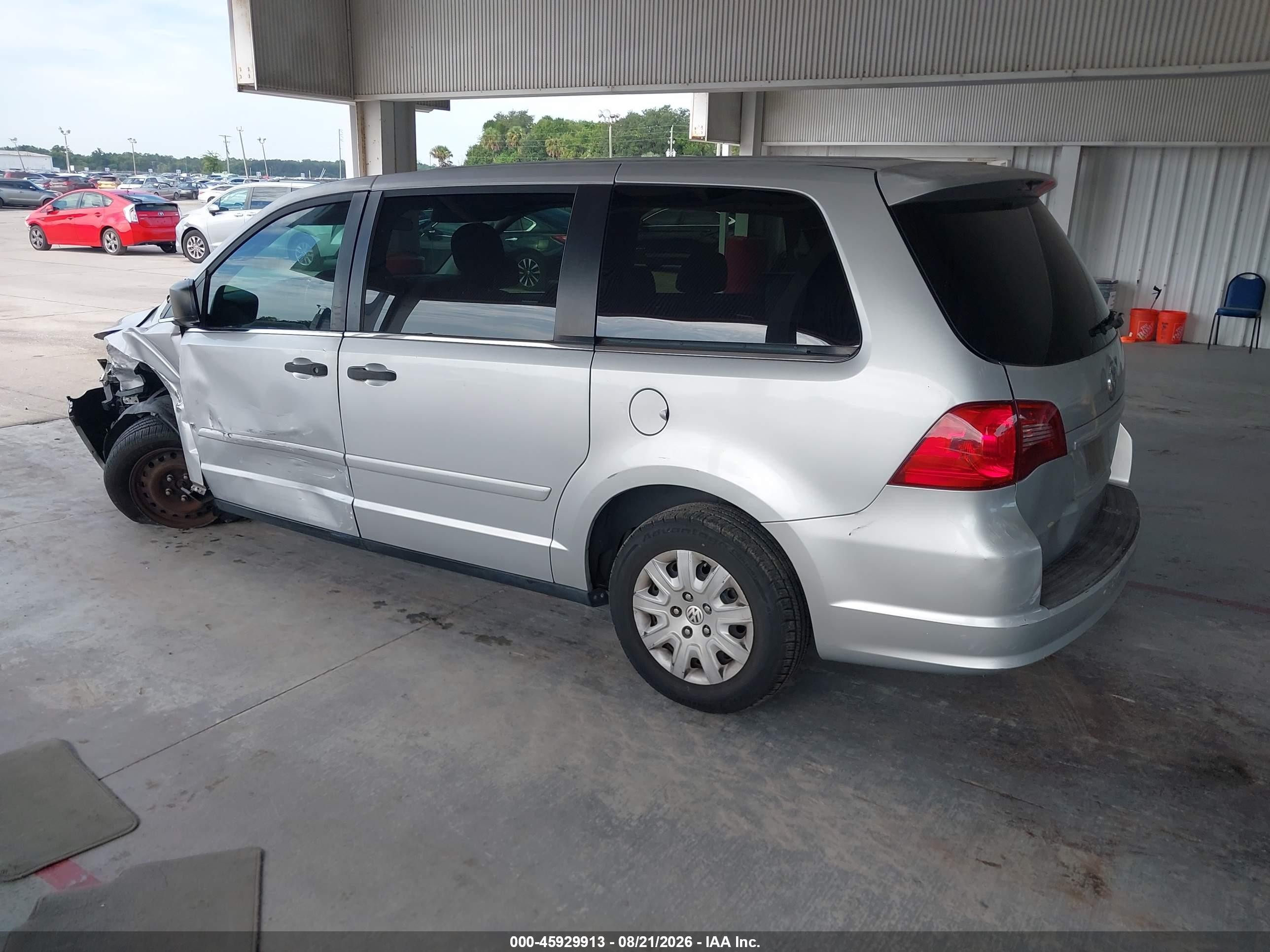 2009 Volkswagen Routan S Silver vin: 2V8HW44169R541086