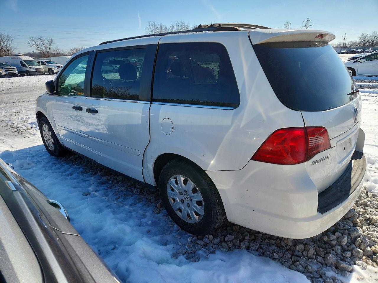 2009 Volkswagen Routan S Белый vin: 2V8HW44169R580096