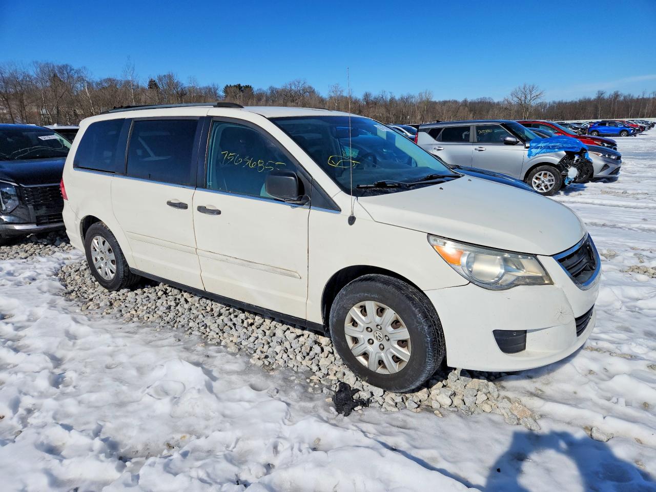 2009 Volkswagen Routan S Белый vin: 2V8HW44169R580096