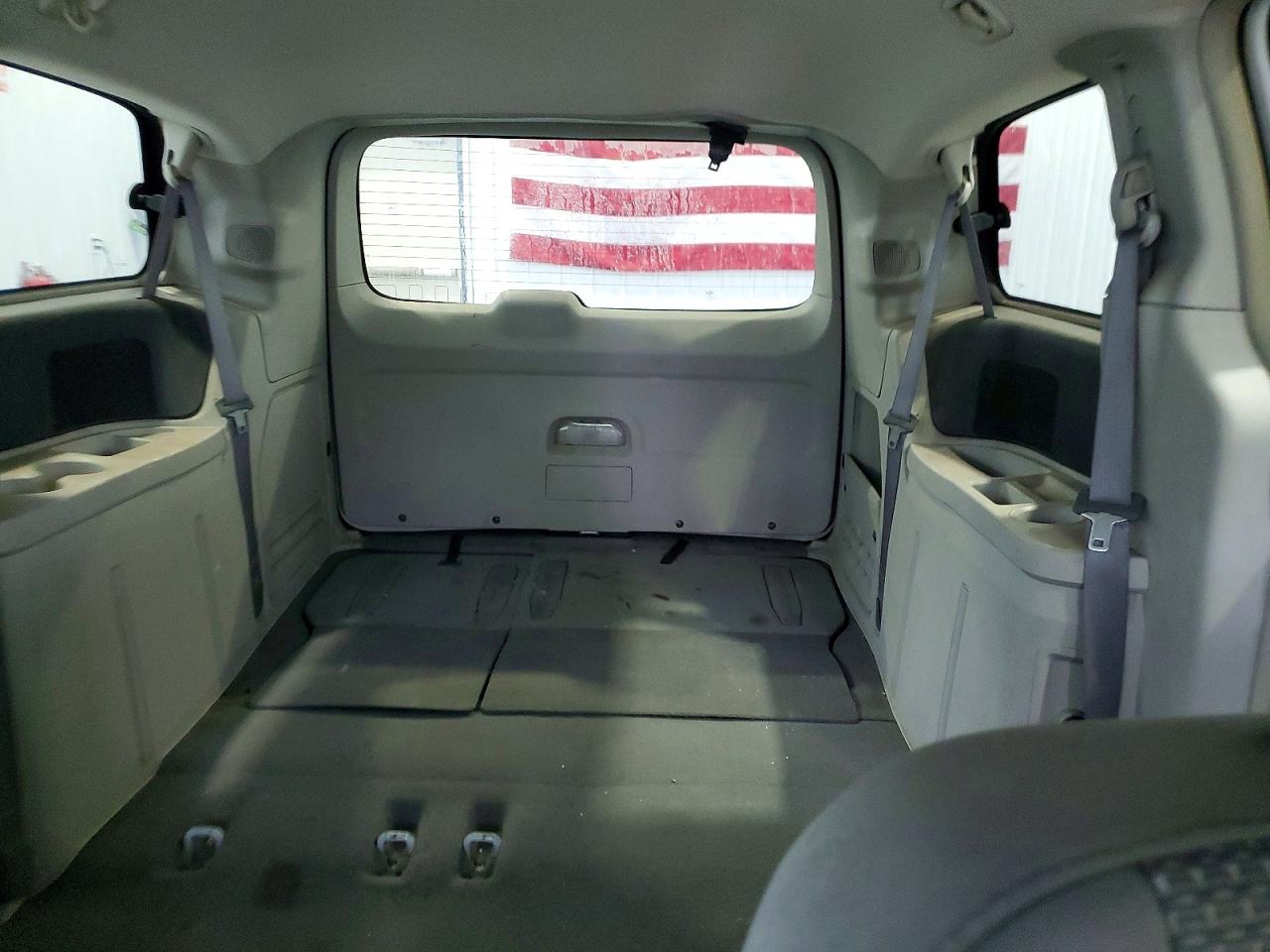 2009 Volkswagen Routan S Белый vin: 2V8HW44169R580096