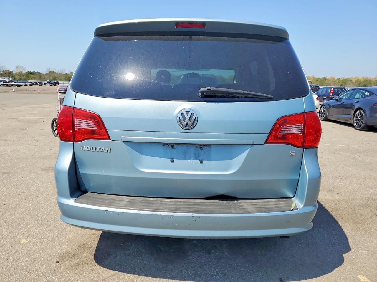 2009 Volkswagen Routan S Blue vin: 2V8HW441X9R579629