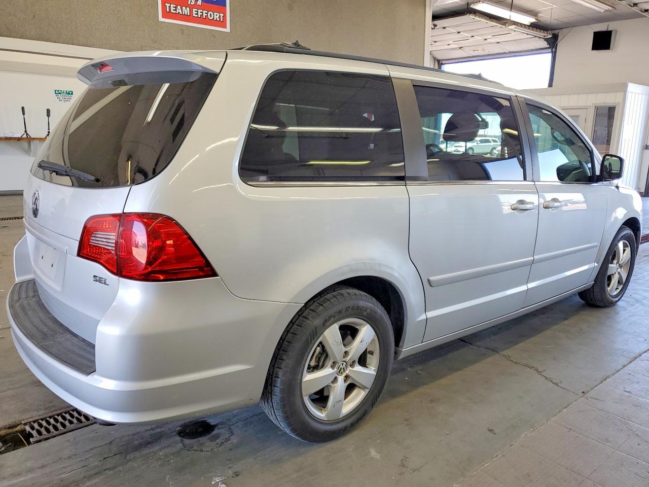 2009 Volkswagen Routan Sel Silver vin: 2V8HW54X39R560771