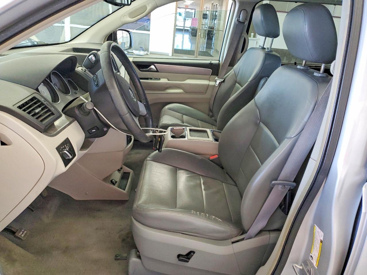 2009 Volkswagen Routan Sel Silver vin: 2V8HW54X39R560771