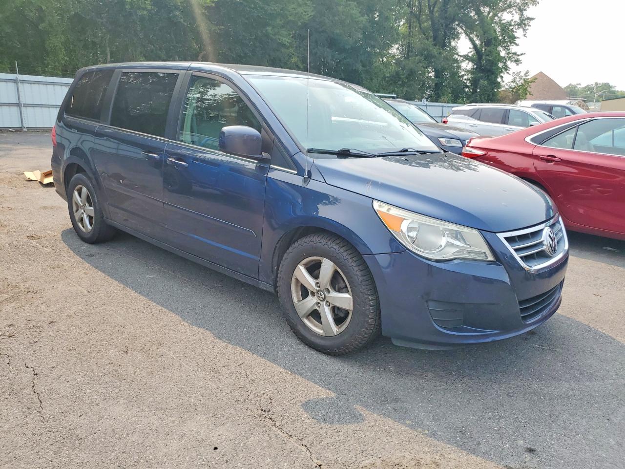 2009 Volkswagen Routan Sel Blue vin: 2V8HW54X59R608545