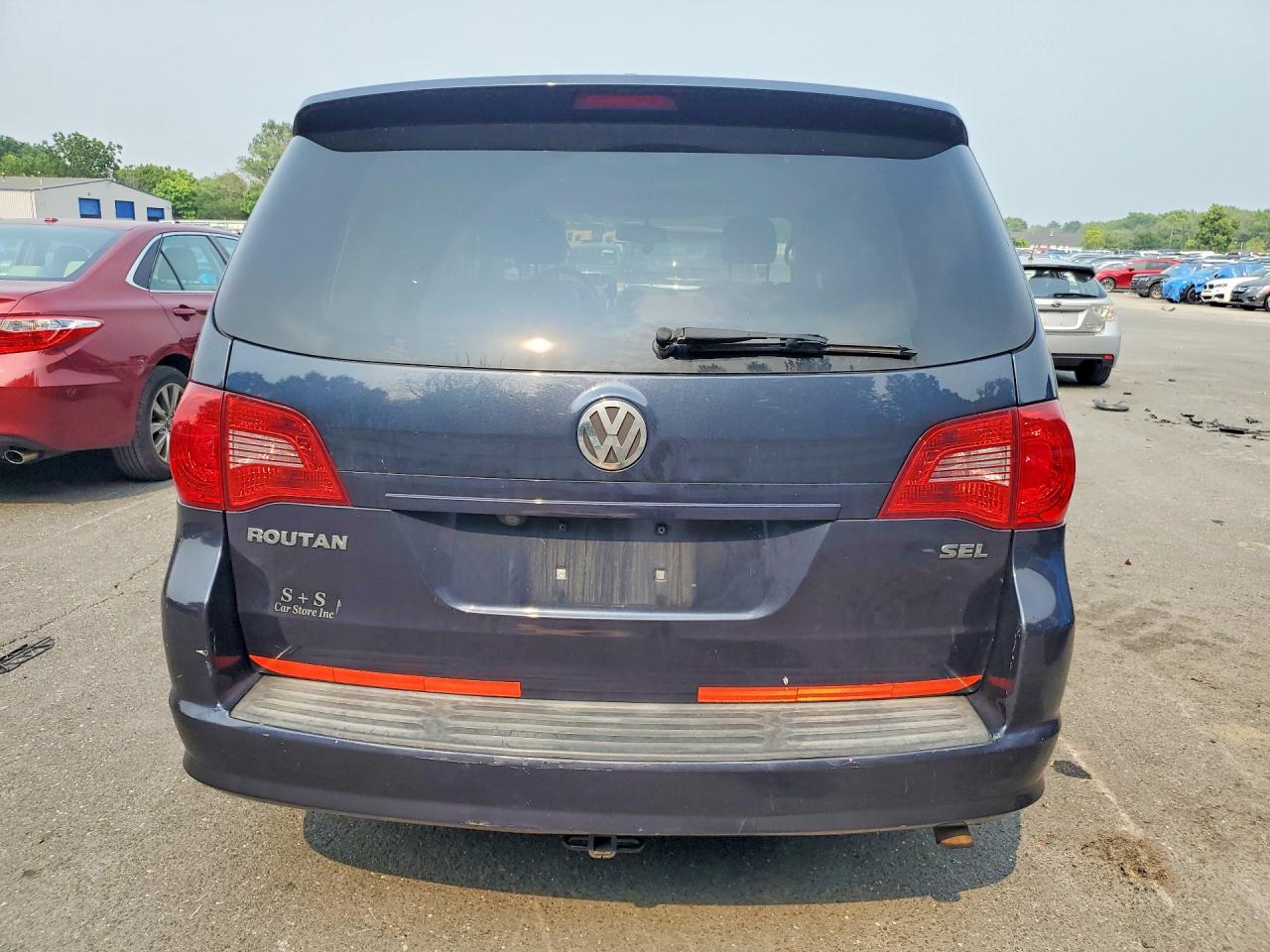 2009 Volkswagen Routan Sel Blue vin: 2V8HW54X59R608545