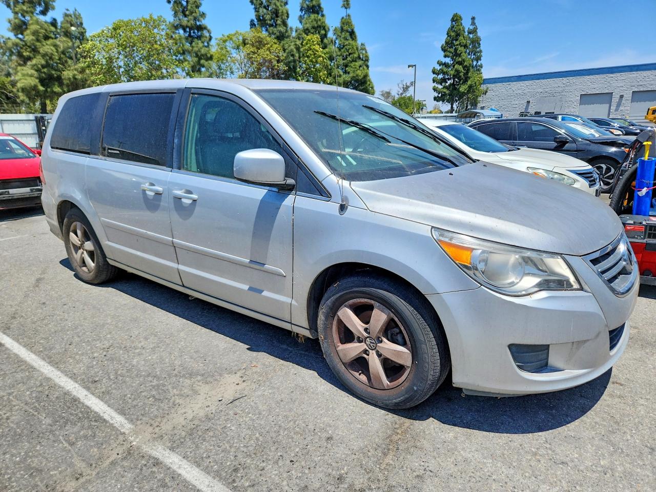 2009 Volkswagen Routan Sel Silver vin: 2V8HW54X79R560739