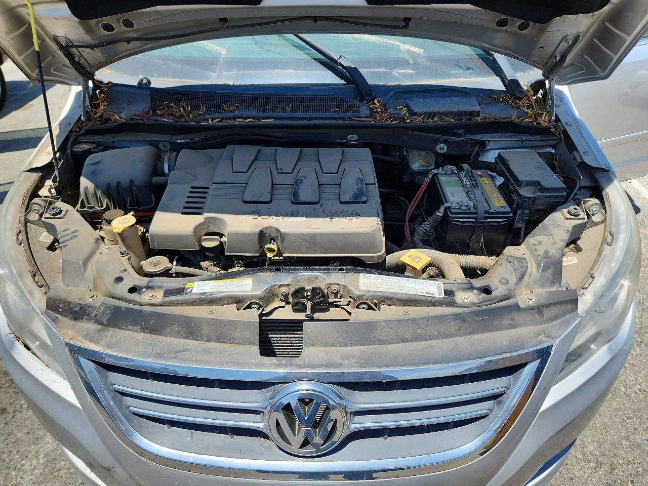 2009 Volkswagen Routan Sel Silver vin: 2V8HW54X79R560739