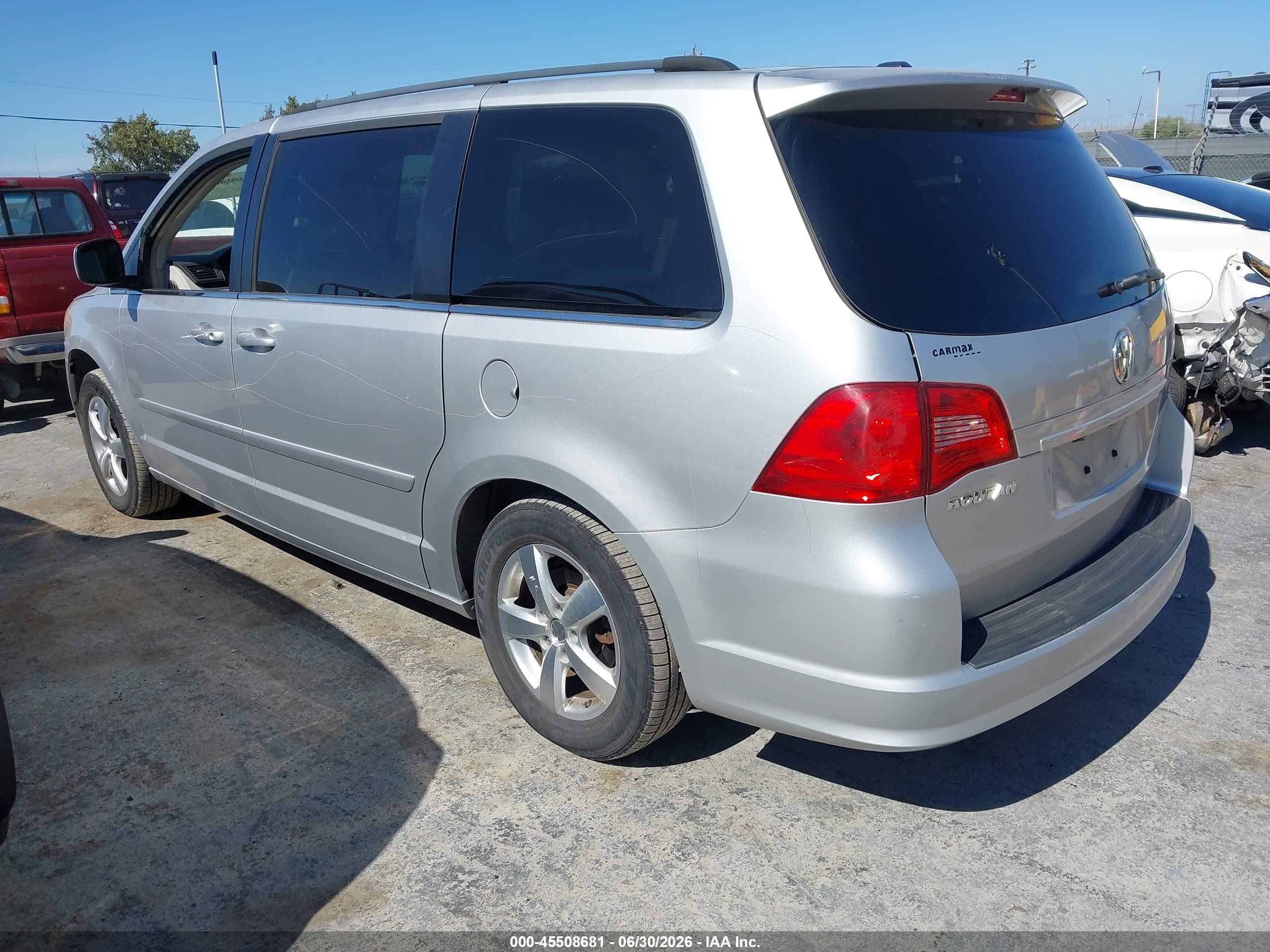 2009 Volkswagen Routan Sel Gray vin: 2V8HW54X79R608367