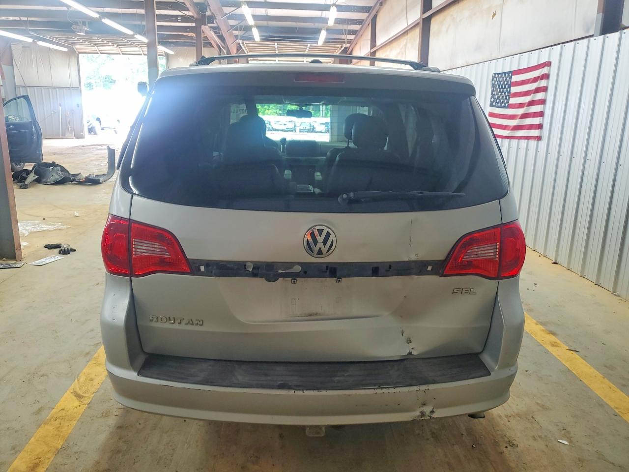 2009 Volkswagen Routan Sel Silver vin: 2V8HW54X99R595363