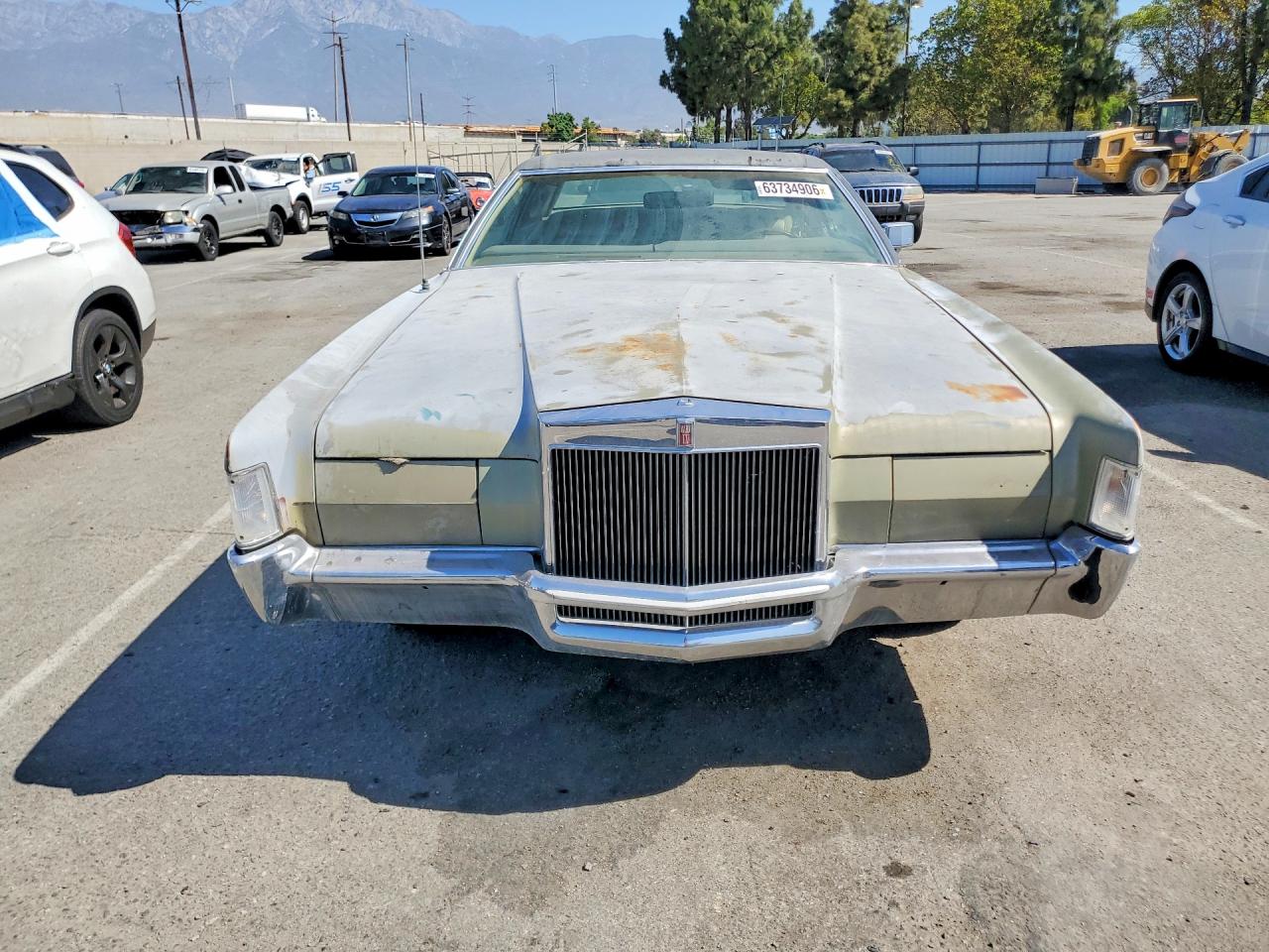 1972 Lincoln Continental Beige vin: 2Y89A847314