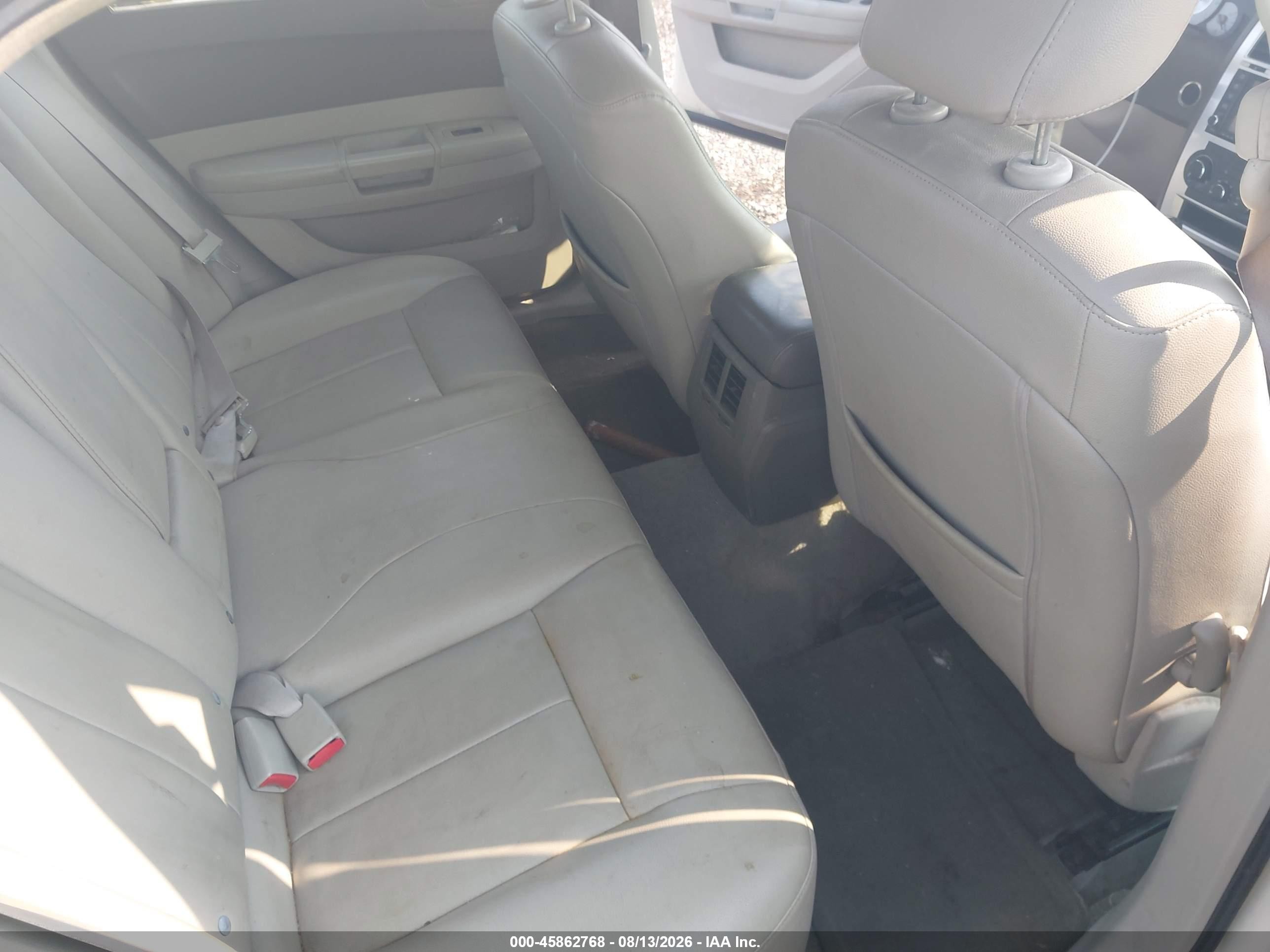 2009 Chrysler 300 Touring Белый vin: 2c3la53v89h514626