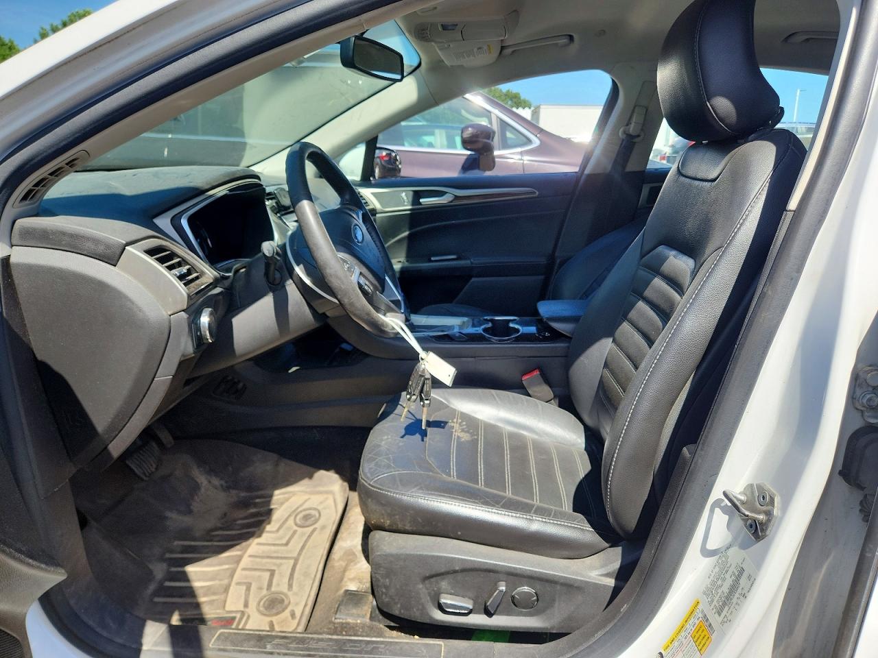 2015 Ford Fusion Se Hybrid White vin: 300029