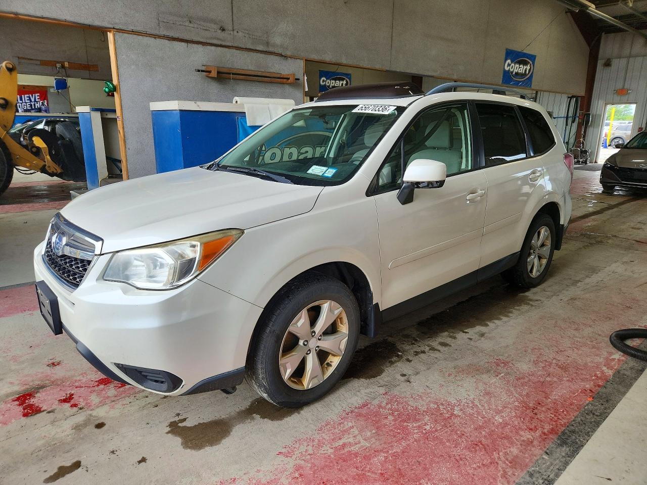 2014 Subaru Forester 2.5i Premium White vin: JF2SJAEC4EH534918