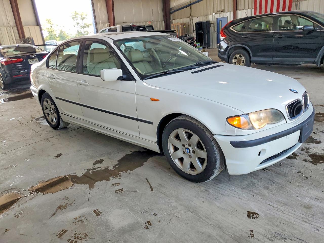 2005 Bmw 325 I Белый vin: WBAET37465NJ90059