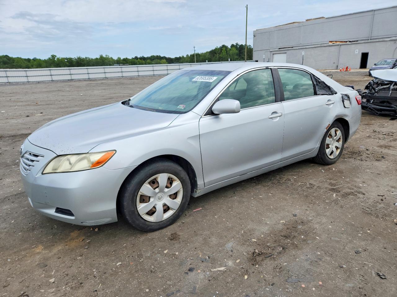 2007 Toyota Camry Le Серебряный vin: JTNBE46K473106482