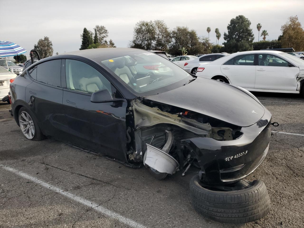 2023 Tesla Model Y Черный vin: 7SAYGAEE2PF740429