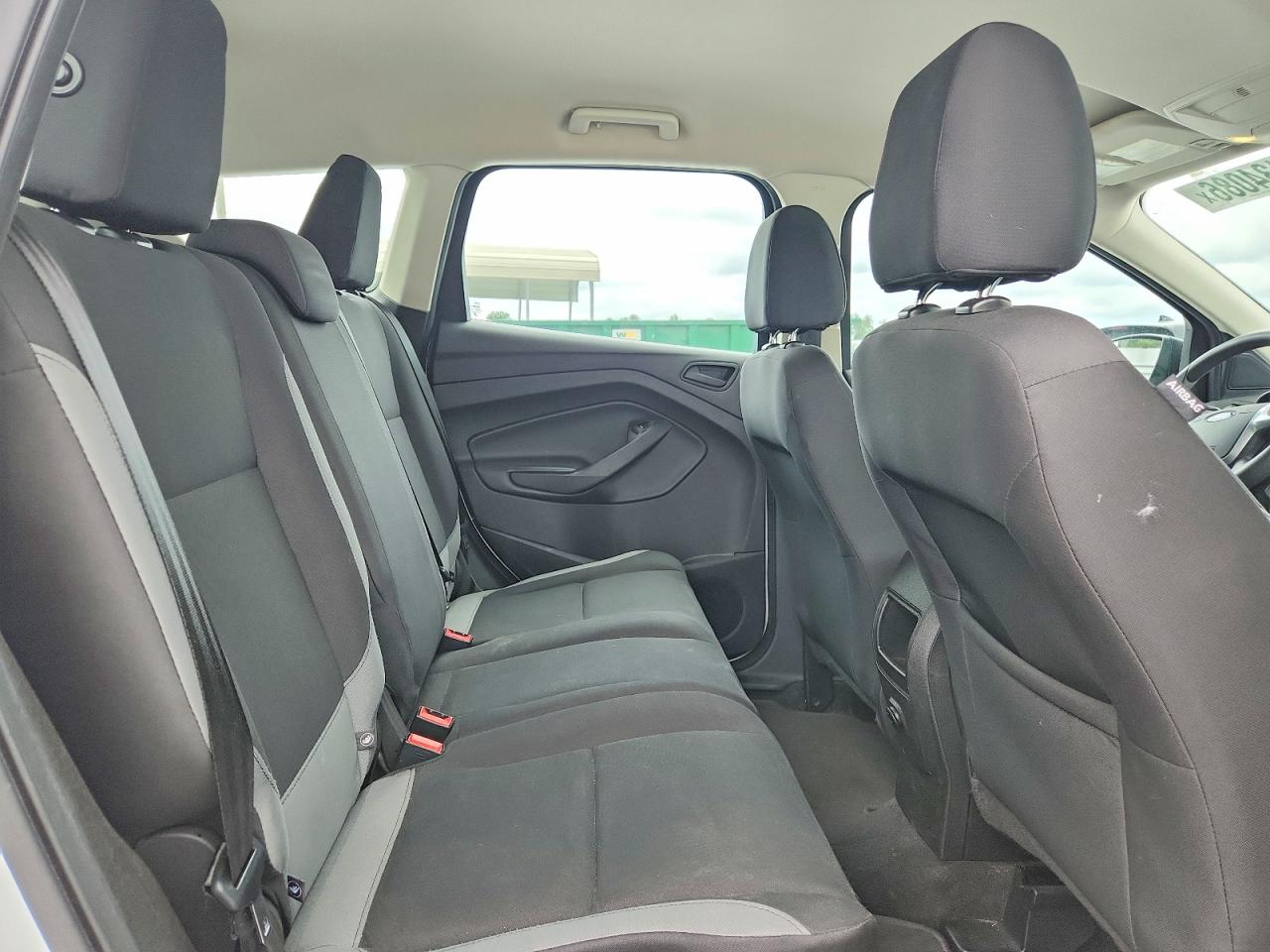 2015 Ford Escape S White vin: 1FMCU0F7XFUC85616
