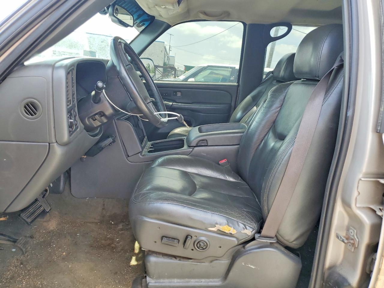 2004 Chevrolet Silverado K2500 Heavy Duty Золотой vin: 1GCHK232X4F191158