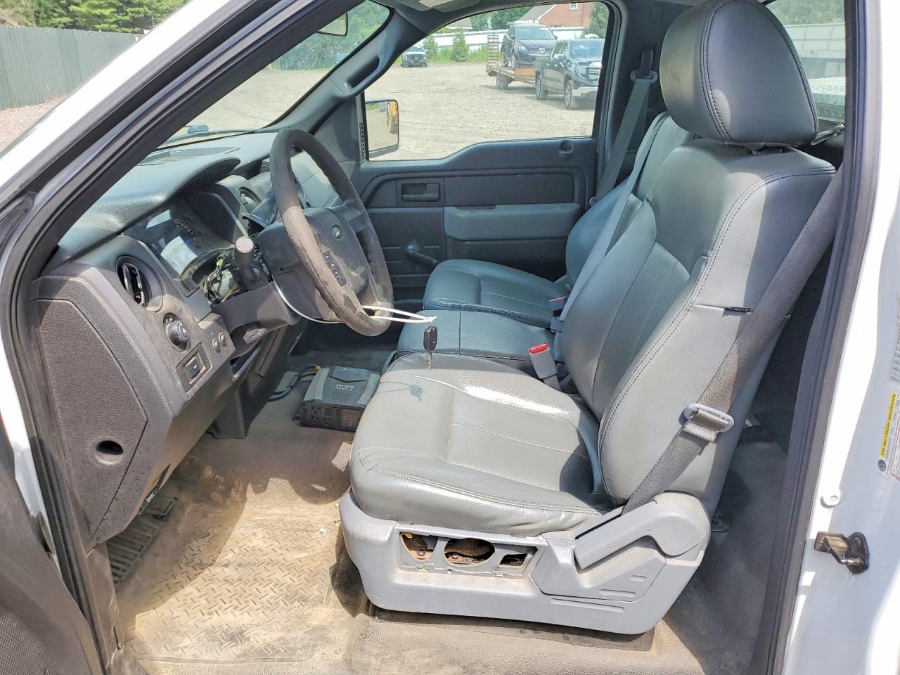 2013 Ford F150 Белый vin: 1FTMF1CM3DKE14761