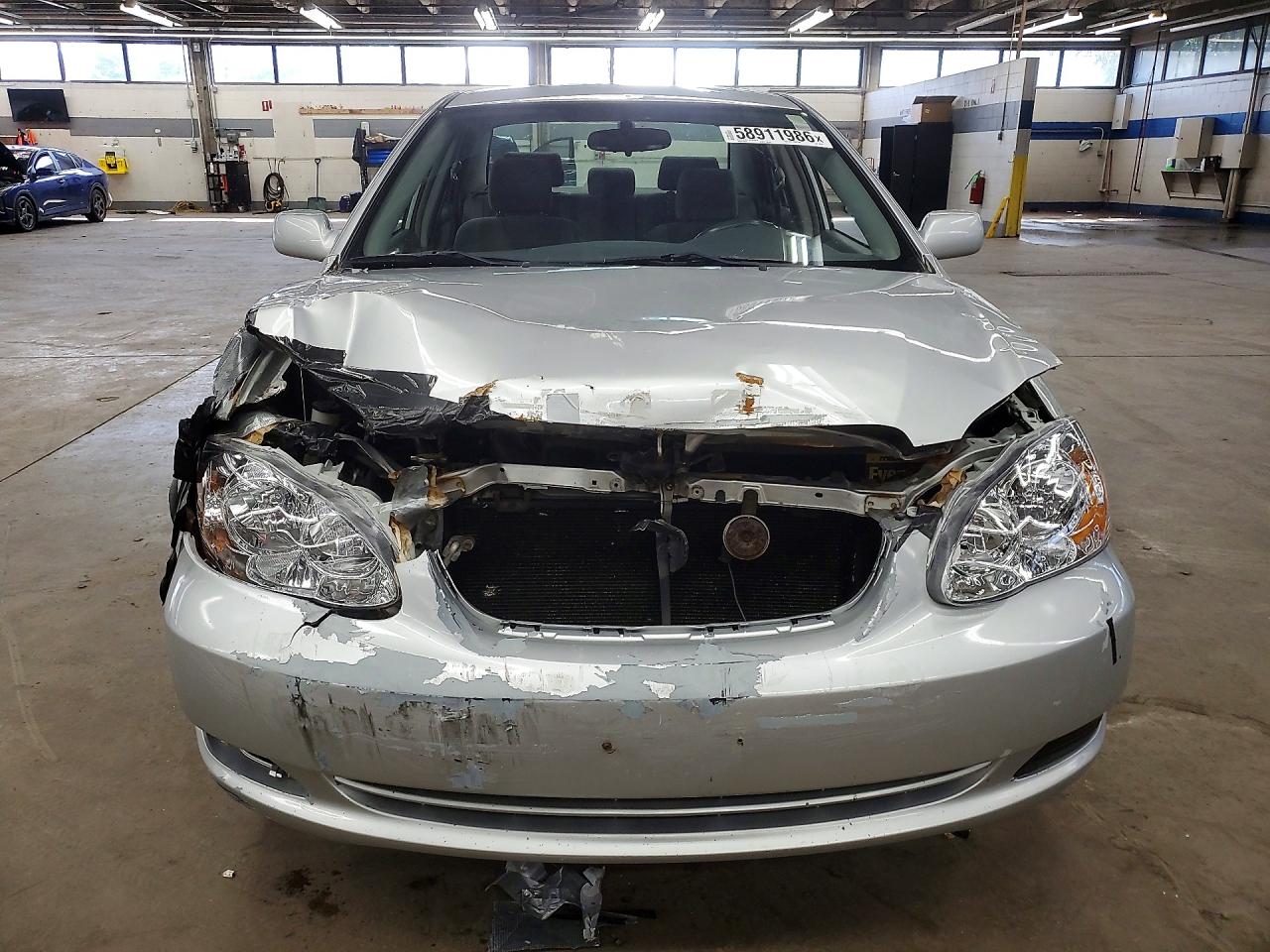 2007 Toyota Corolla Le Gray vin: JTDBR32E970132743