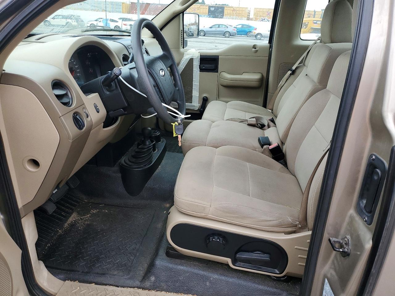2004 Ford F150 Tan vin: 1FTRF14544NB71313