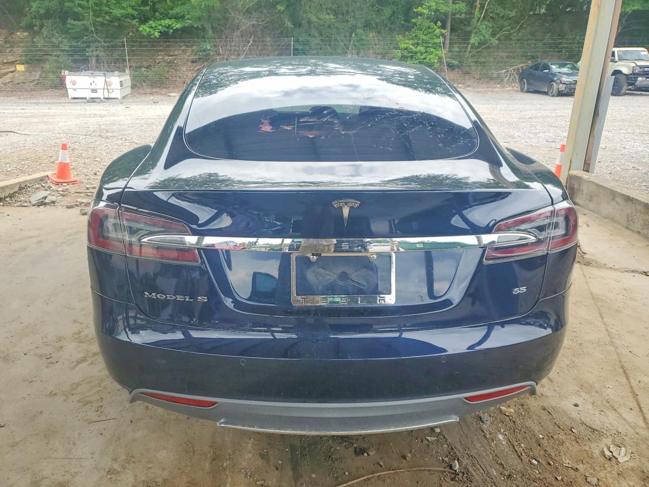 2014 Tesla Model S Синий vin: 5YJSA1H10EFP60852