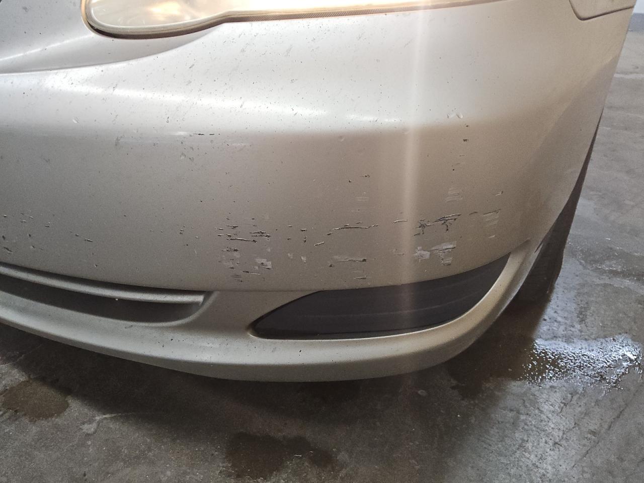 2005 Toyota Corolla Le Beige vin: 1NXBR32E35Z411090 Damage: Front Bumper, Scraped, > 12 Inches