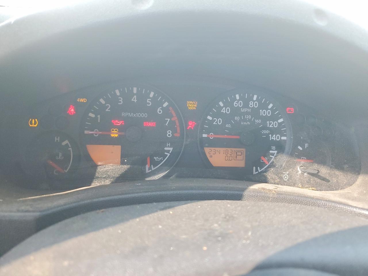 2005 Nissan Frontier Se White vin: 1N6AD06W15C425248