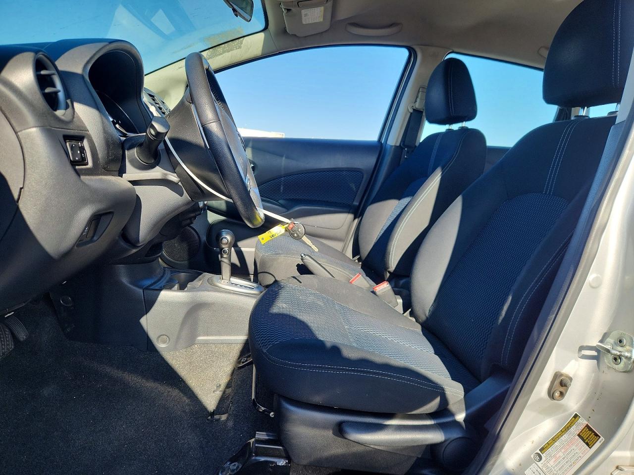 2014 Nissan Versa Note Sv Silver vin: 3N1CE2CP5EL386270