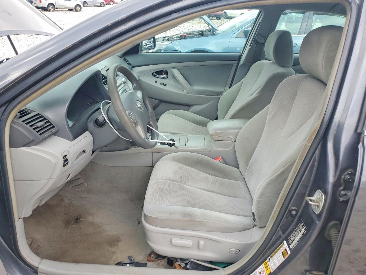 2010 Toyota Camry Le Gray vin: 4T1BF3EK8AU577688