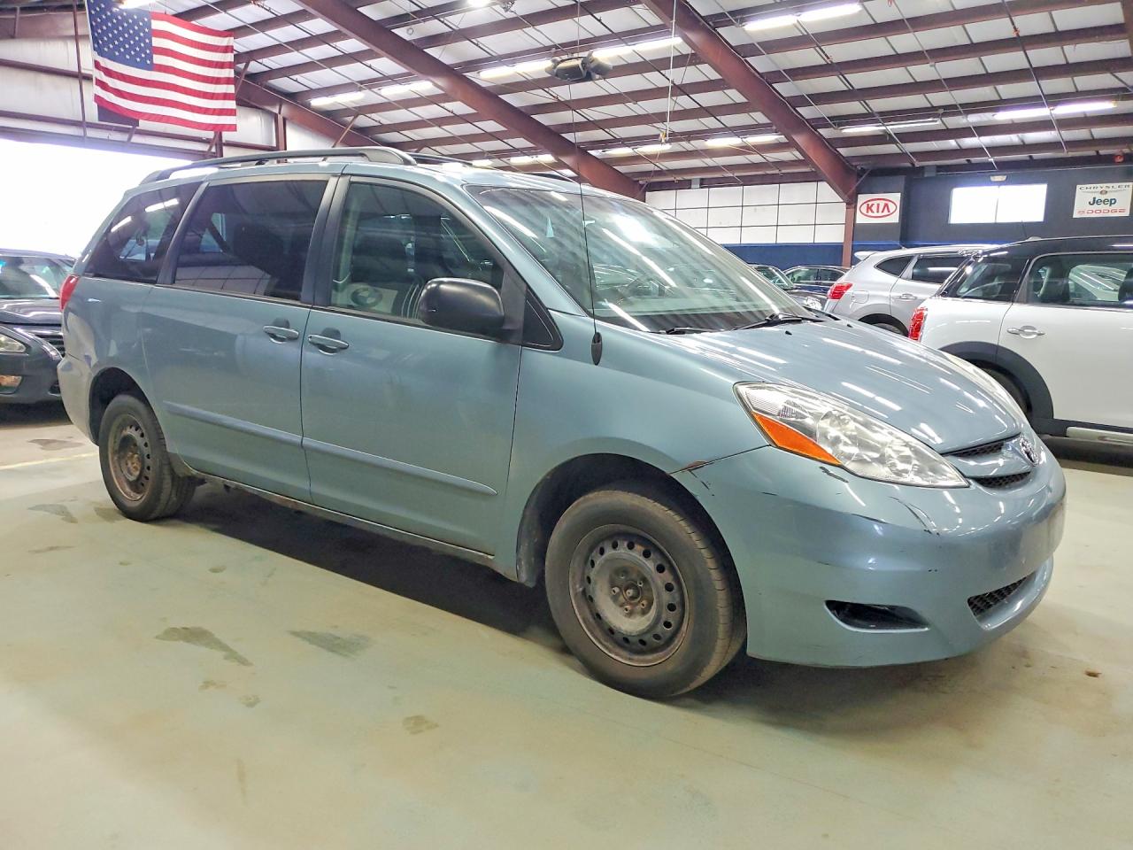 2007 Toyota Sienna Le Blue vin: 5TDBK23C47S002278