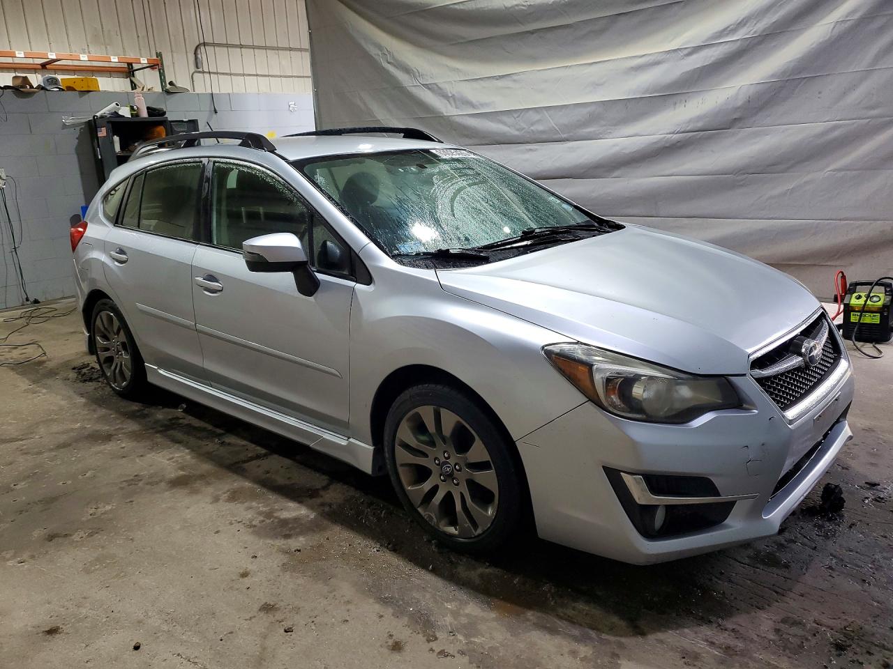 2015 Subaru Impreza Sport Silver vin: JF1GPAT67FH200454